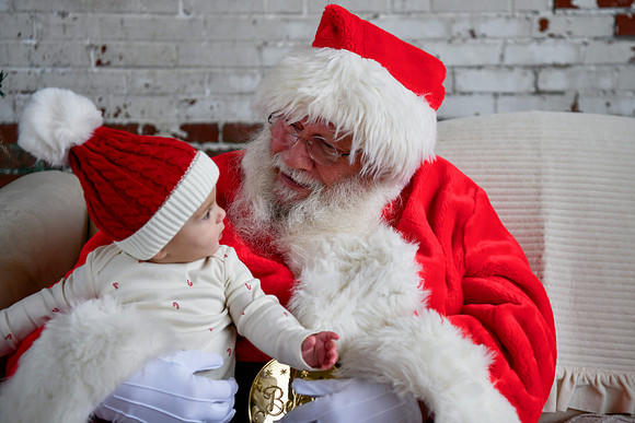 Graham meets Santa 057