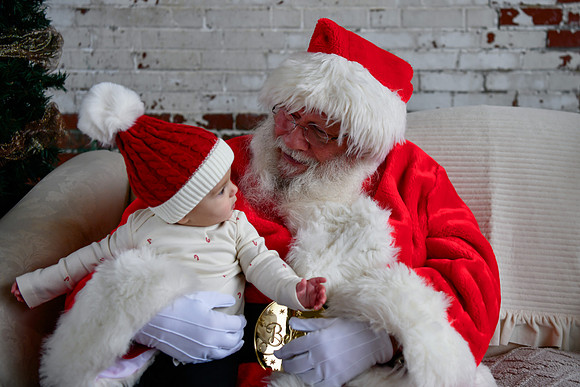 Graham meets Santa 062