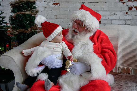 Graham meets Santa 071