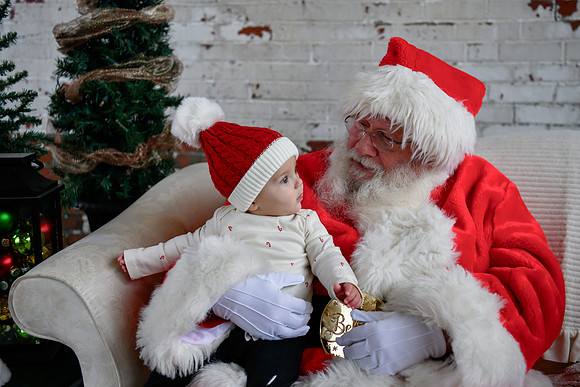 Graham meets Santa 075