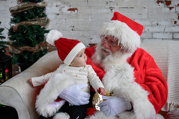 Graham meets Santa 076