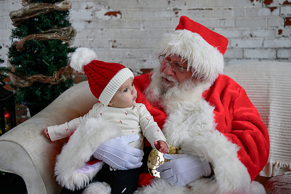 Graham meets Santa 077