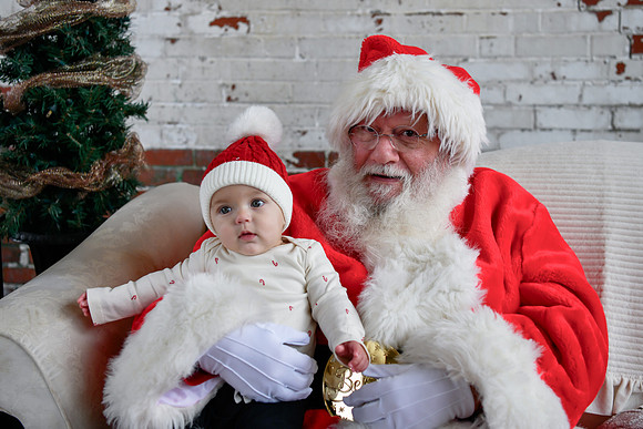 Graham meets Santa 081