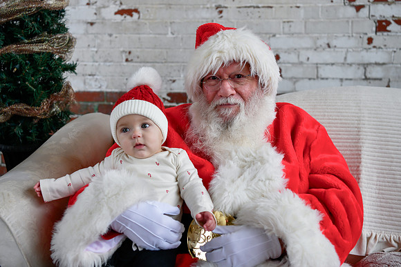 Graham meets Santa 083