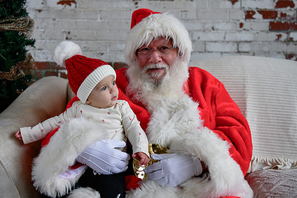 Graham meets Santa 086