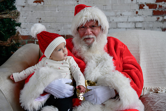 Graham meets Santa 087