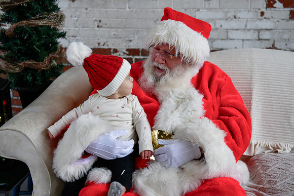 Graham meets Santa 092