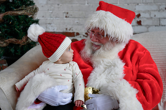 Graham meets Santa 095