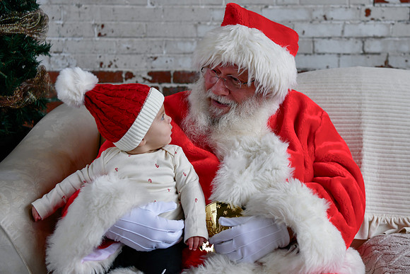 Graham meets Santa 097