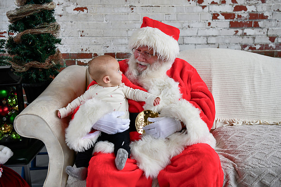 Graham meets Santa 118