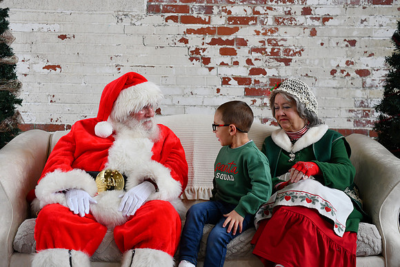2025 Pawloski Santa 09