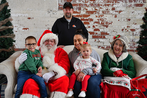2025 Pawloski Santa 15