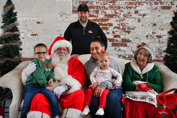 2025 Pawloski Santa 14