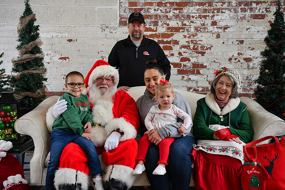 2025 Pawloski Santa 16