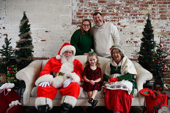 2025 Tracey Santa 09