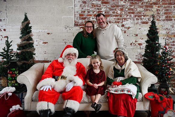 2025 Tracey Santa 10