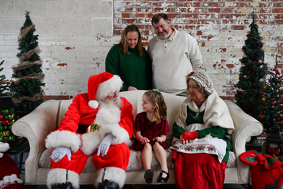 2025 Tracey Santa 23
