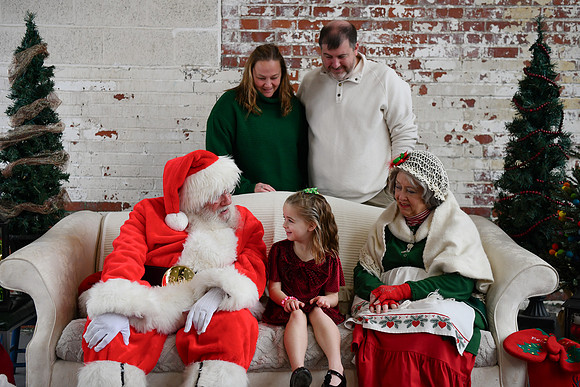 2025 Tracey Santa 26