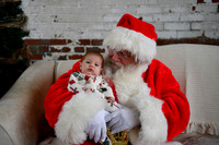 2025 Danielle Family Santa 04