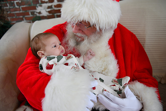 2025 Danielle Family Santa 28