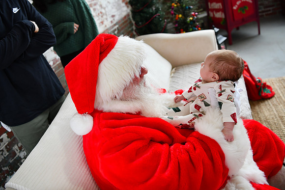 2025 Danielle Family Santa 30