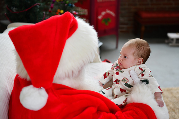 2025 Danielle Family Santa 40