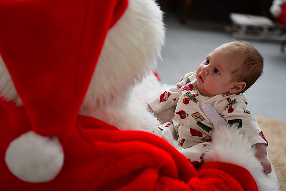 2025 Danielle Family Santa 56