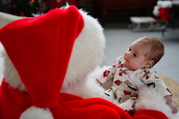 2025 Danielle Family Santa 57