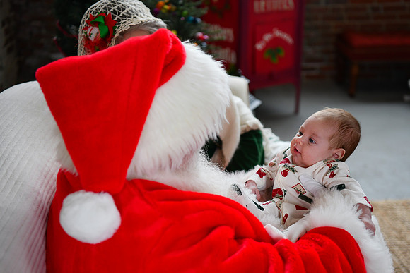 2025 Danielle Family Santa 66