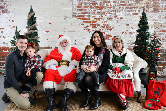 2025 McCuan Santa 01