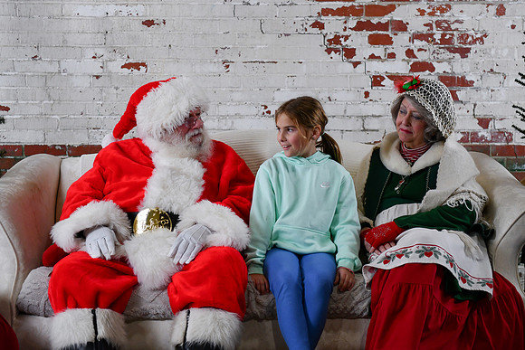 2025 Santa Deeringer 07