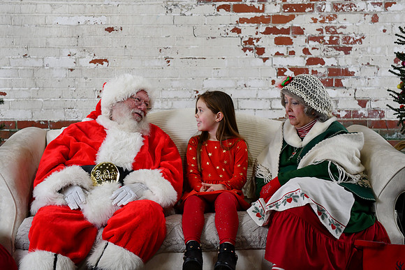 2025 Amelia Santa 33