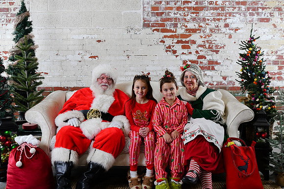 2025 Burns Santa 05