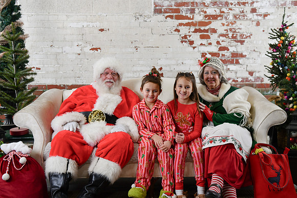2025 Burns Santa 32