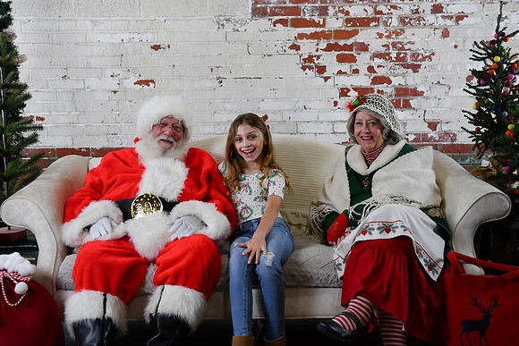 2025 Fullerton Santa 23