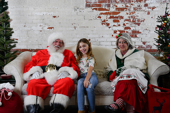 2025 Fullerton Santa 25