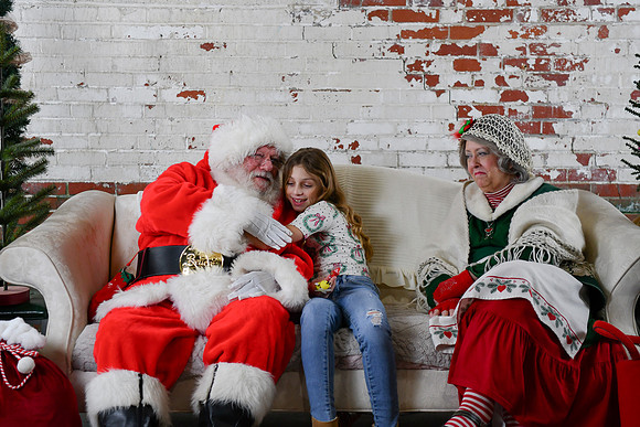 2025 Fullerton Santa 37
