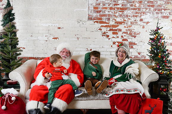 2025 Hart Santa 18