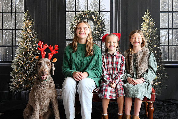Sublett Family [Holiday 2024] 18