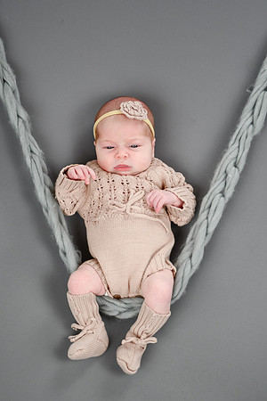 Libby Newborn 060