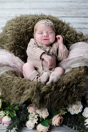 Libby Newborn 099