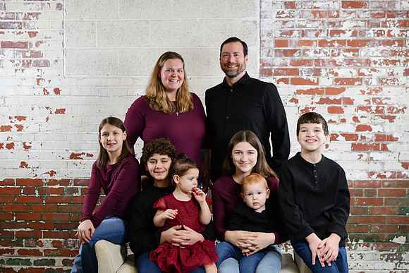 Sarah Family Pose 3 002