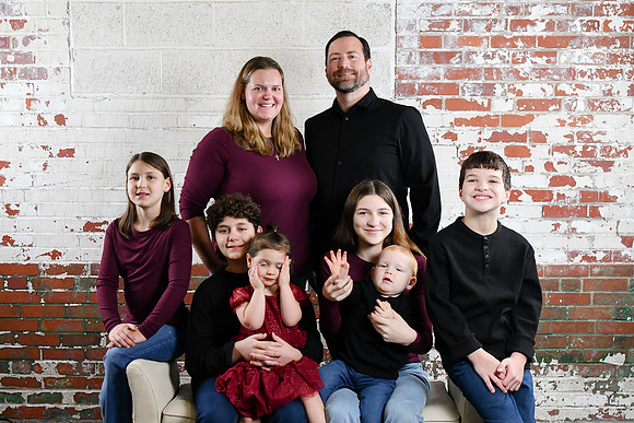 Sarah Family Pose 3 024