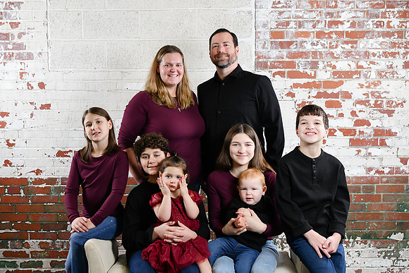 Sarah Family Pose 3 026