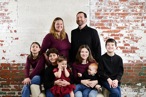 Sarah Family Pose 3 039