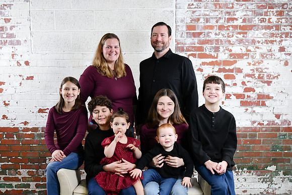Sarah Family Pose 3 043