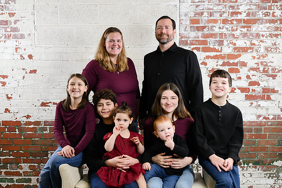 Sarah Family Pose 3 051