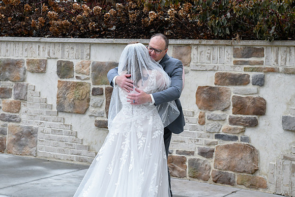 Madysen & Zak WD [first look with dad] 009
