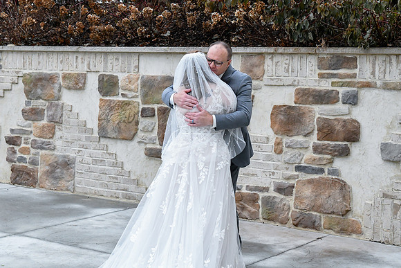 Madysen & Zak WD [first look with dad] 012