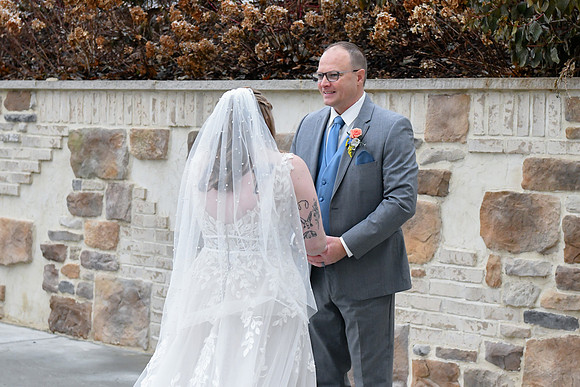 Madysen & Zak WD [first look with dad] 022